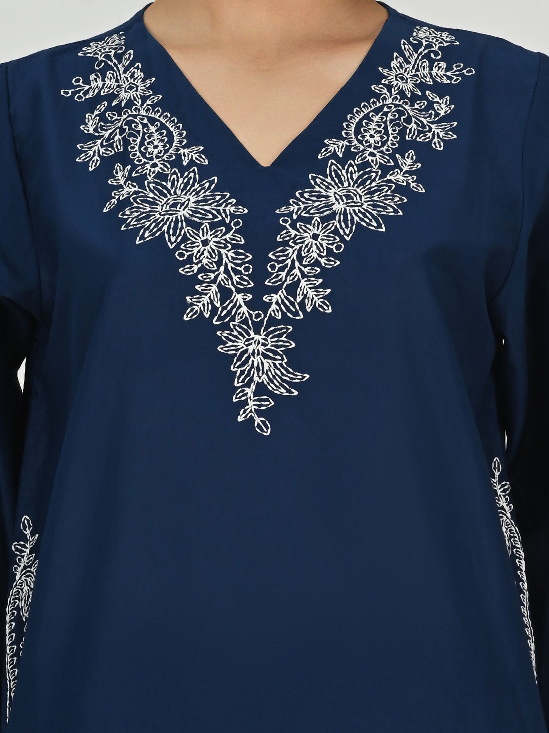 2 Piece Lawn Suit- Embroidered (Pret)