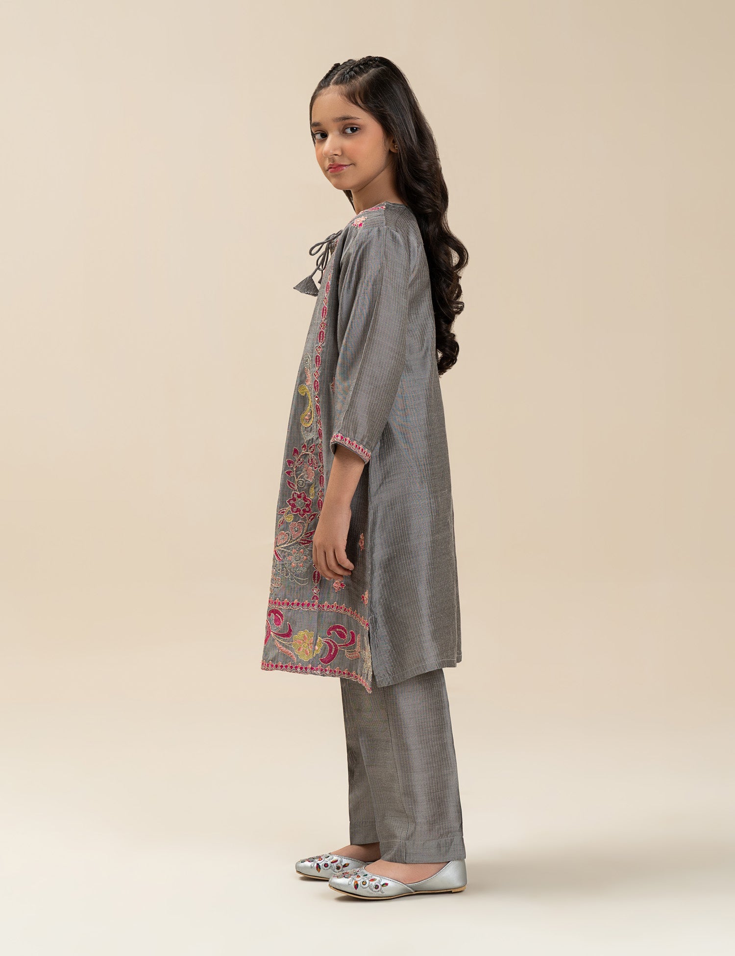 2 PIECE ETHNIC EMBROIDERED SUIT