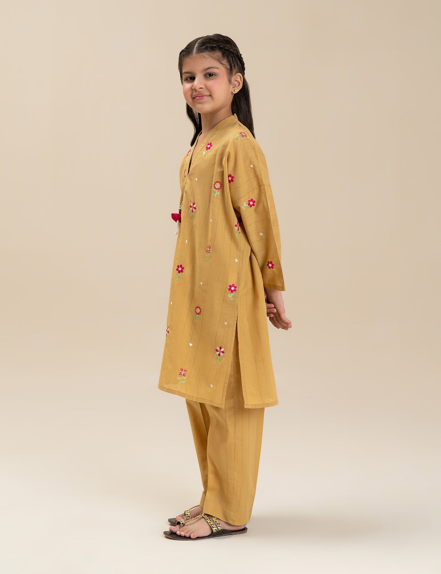 2 PIECE FLORAL EMBROIDERED SUIT