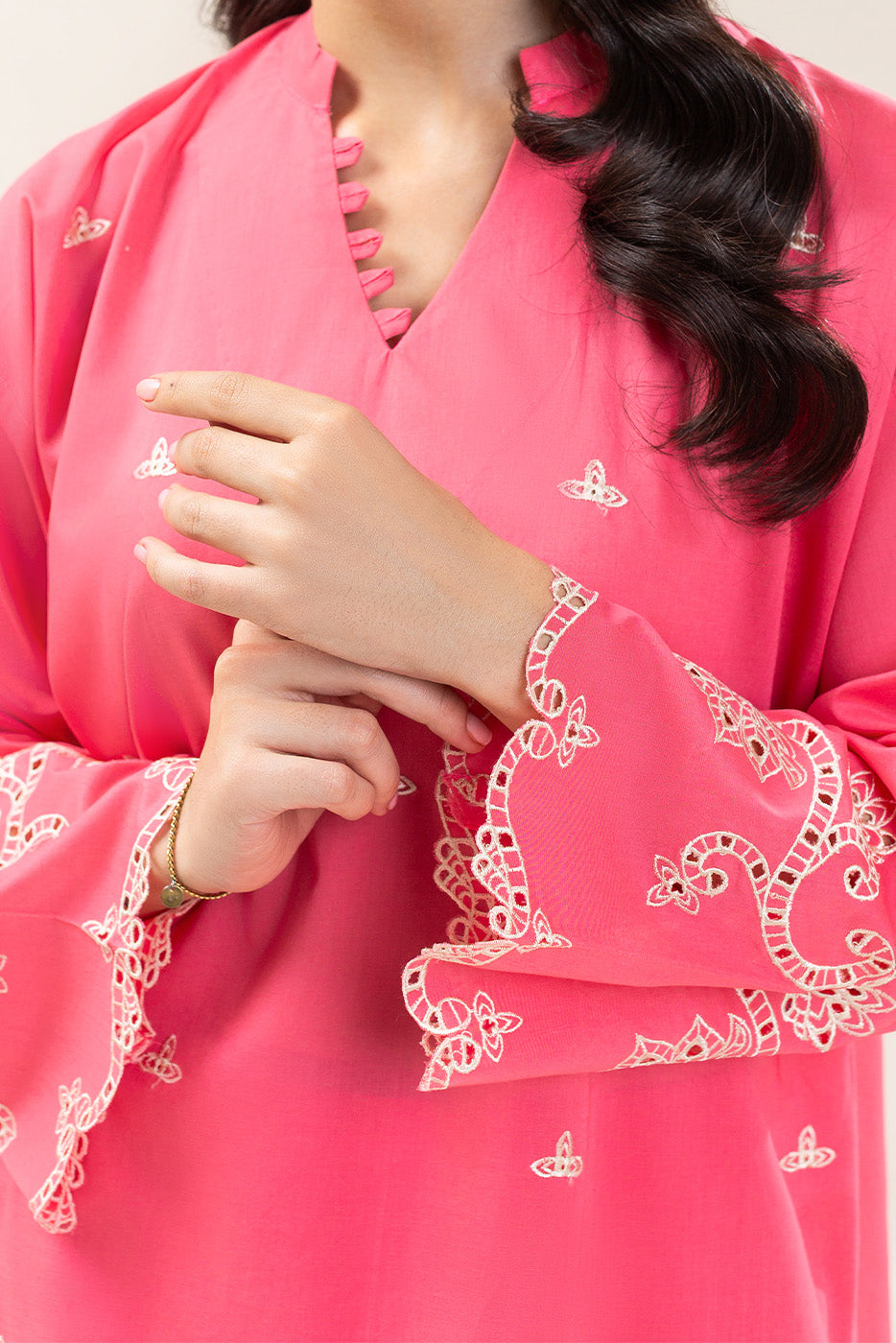 EMBROIDERED LAWN SHIRT (PRET)