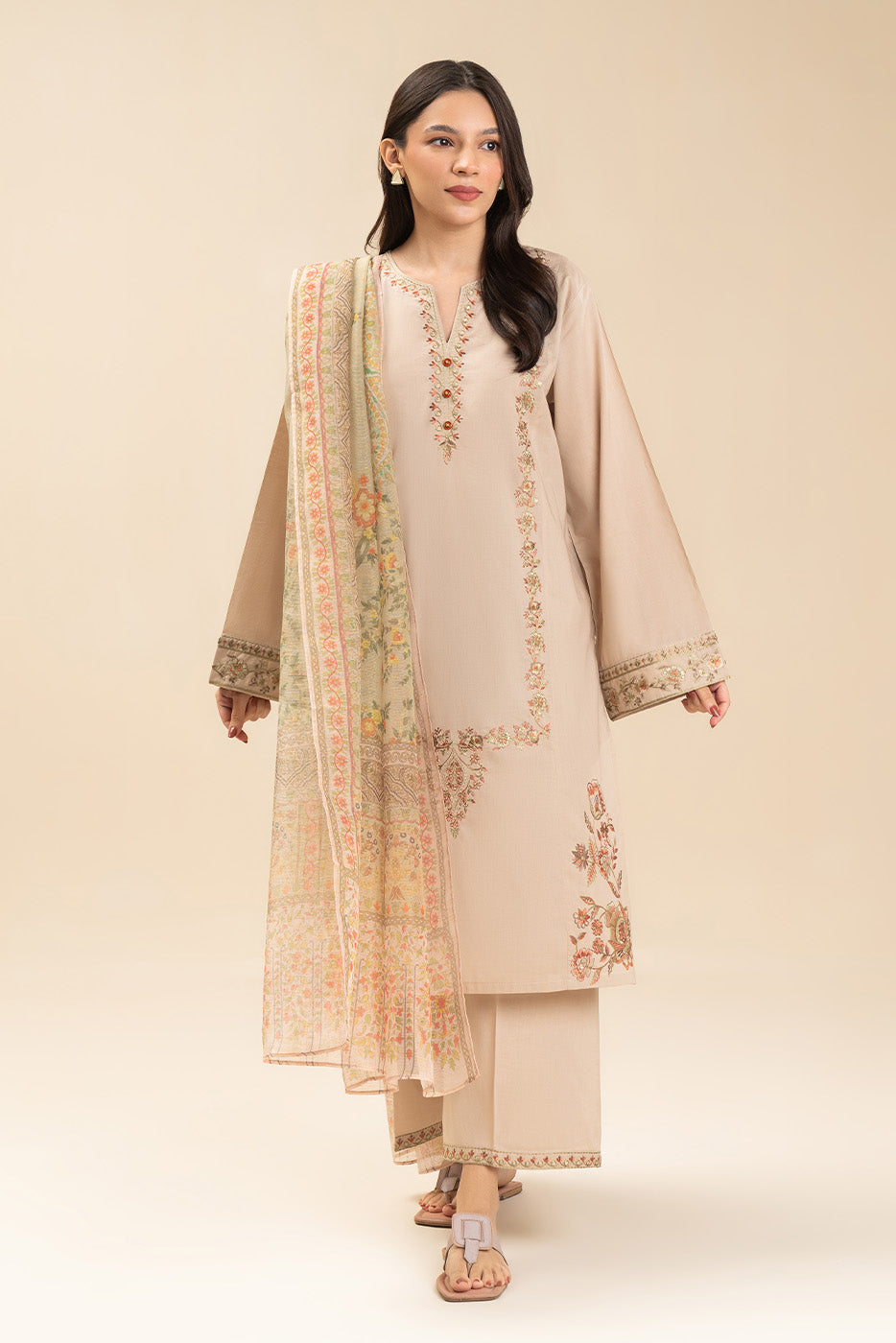 3 PIECE EMBROIDERED LAWN SUIT (PRET)