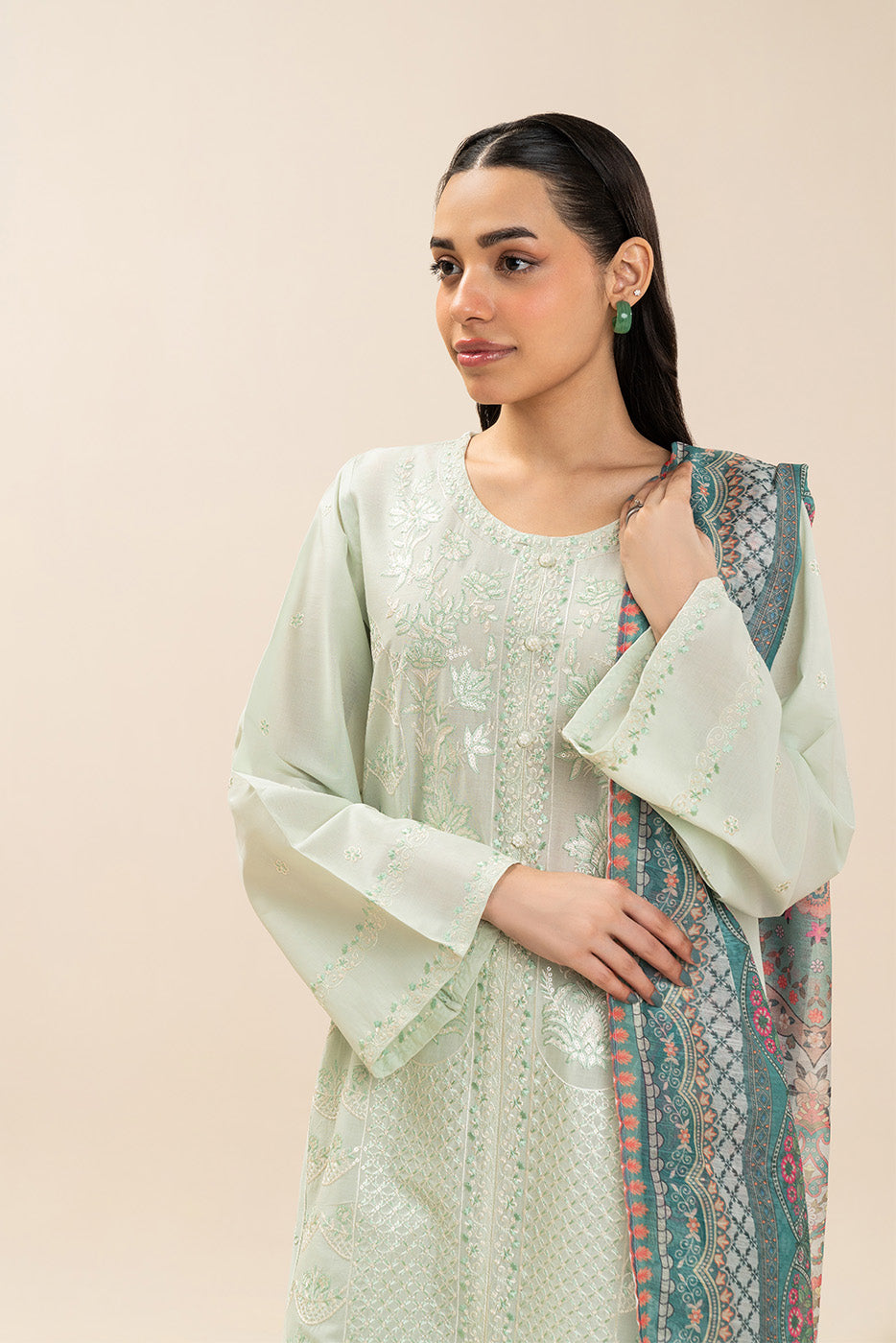 3 PIECE EMBROIDERED LAWN SUIT (HIGH CASUAL)