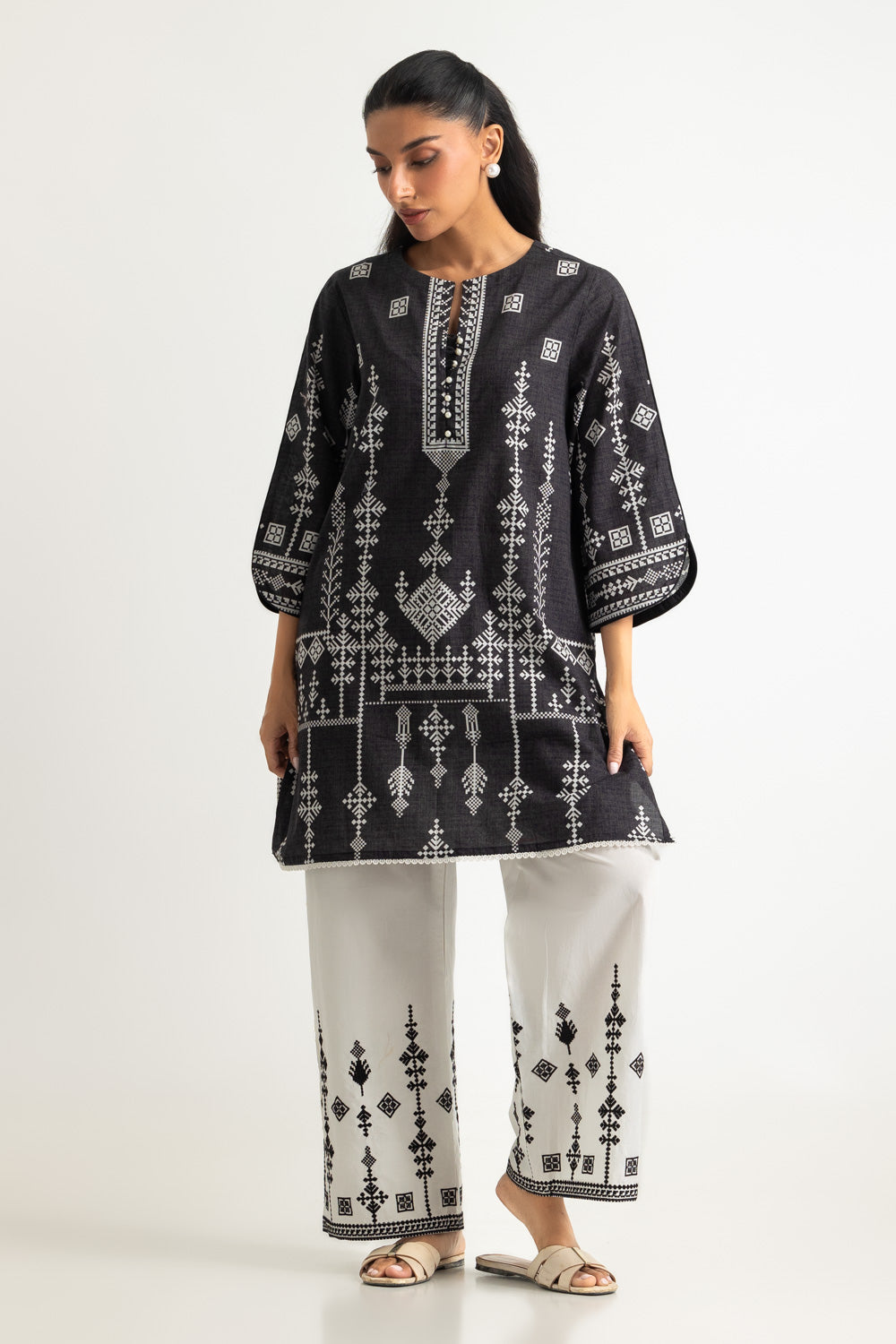 Cambric Printed Co-Ord Set With Embroidered