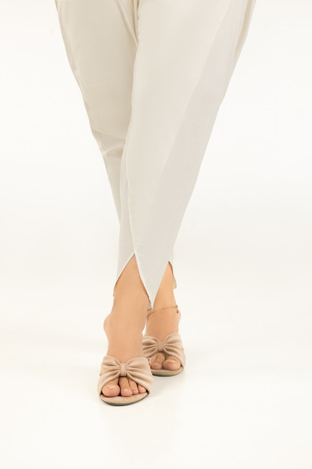 Cambric Tulip Shalwar