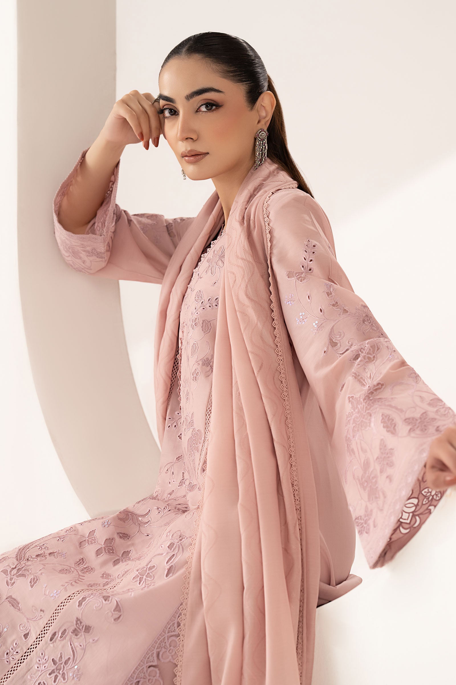 3 Piece Embroidered Lawn Suit