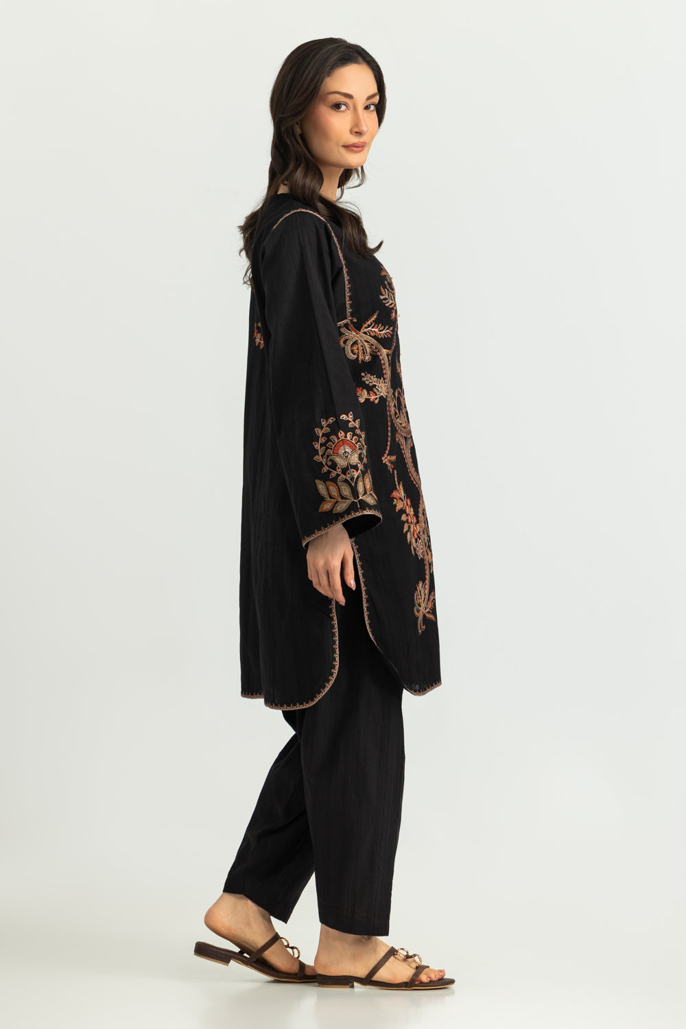 Dobby Embroidered Shirt And Dyed Trouser