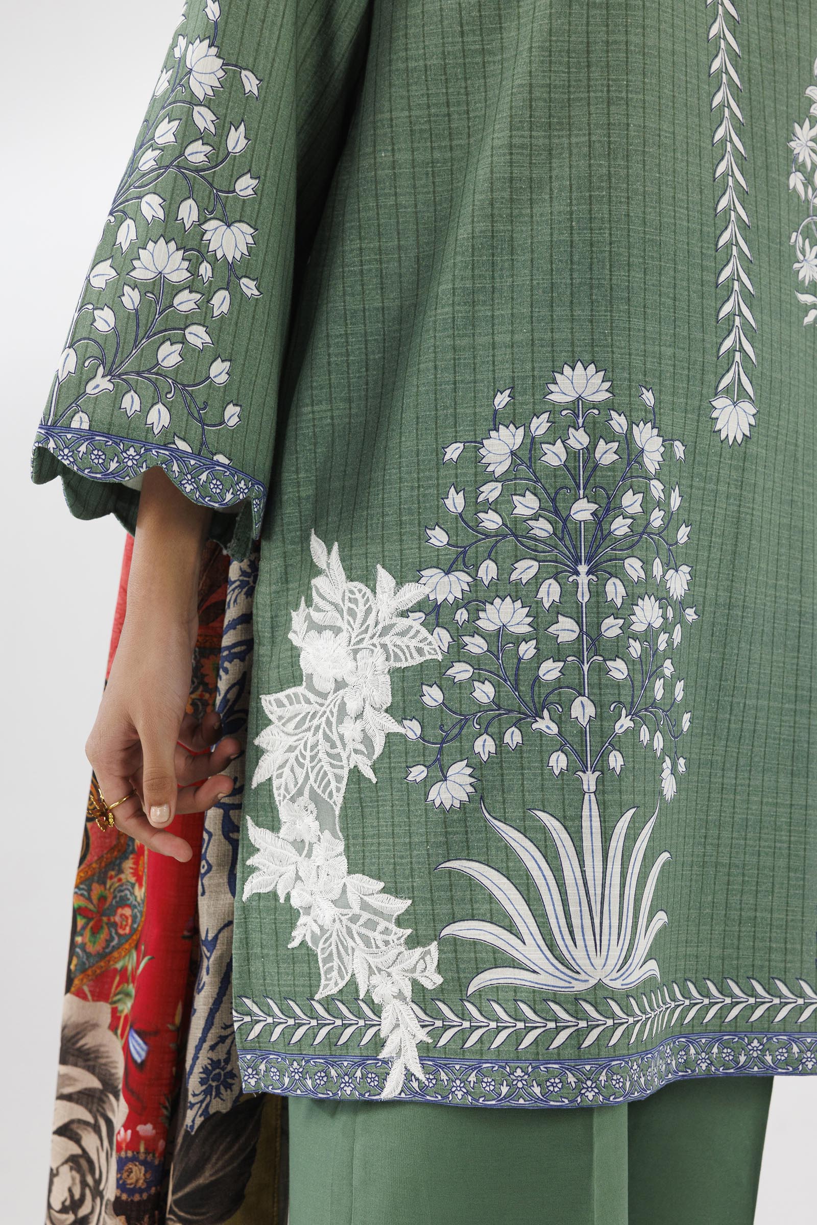 Stitched Printed Khaddar Suit