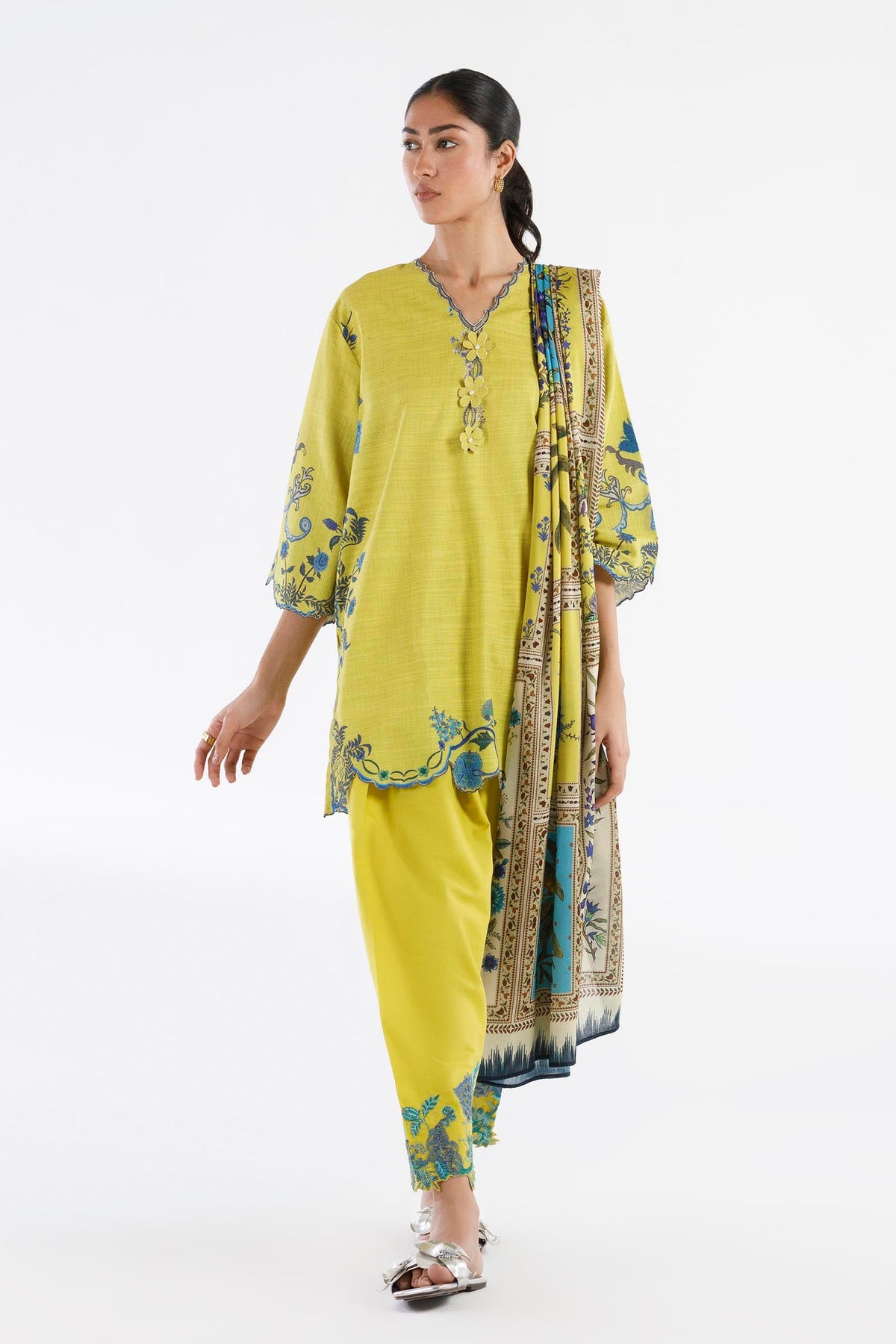 Stitched Embroidered Muzlin Suit