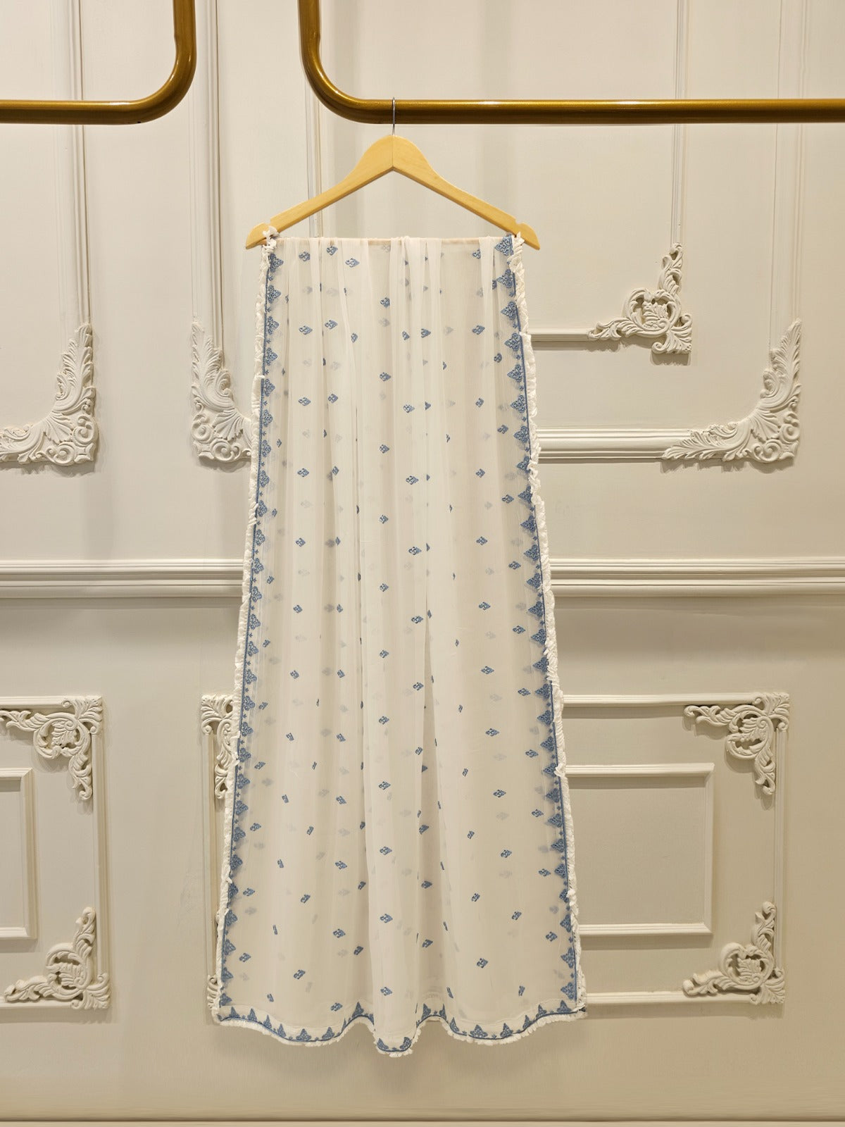 3 Piece - Embroidered Cambric Suit S113281