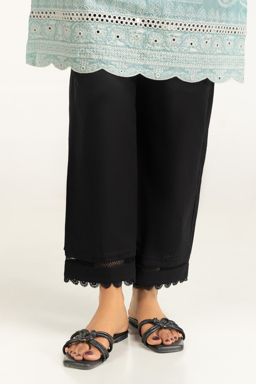 Khaddar Dyed Trouser