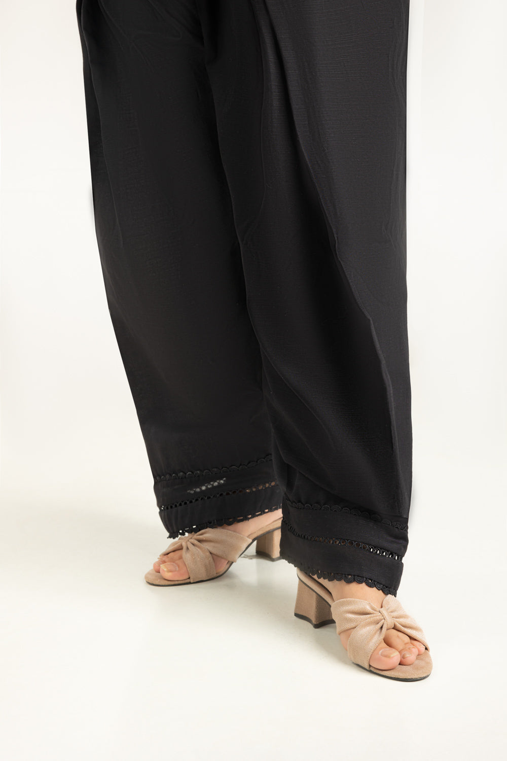 Khaddar Dyed Trouser