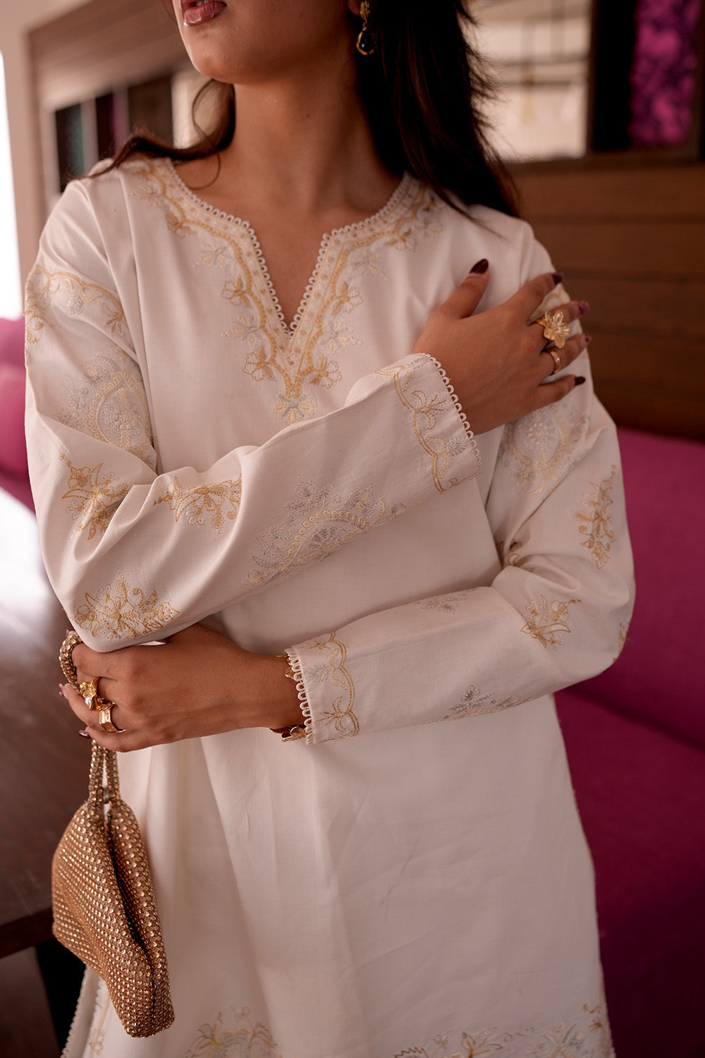LUCIANA - MSS6051