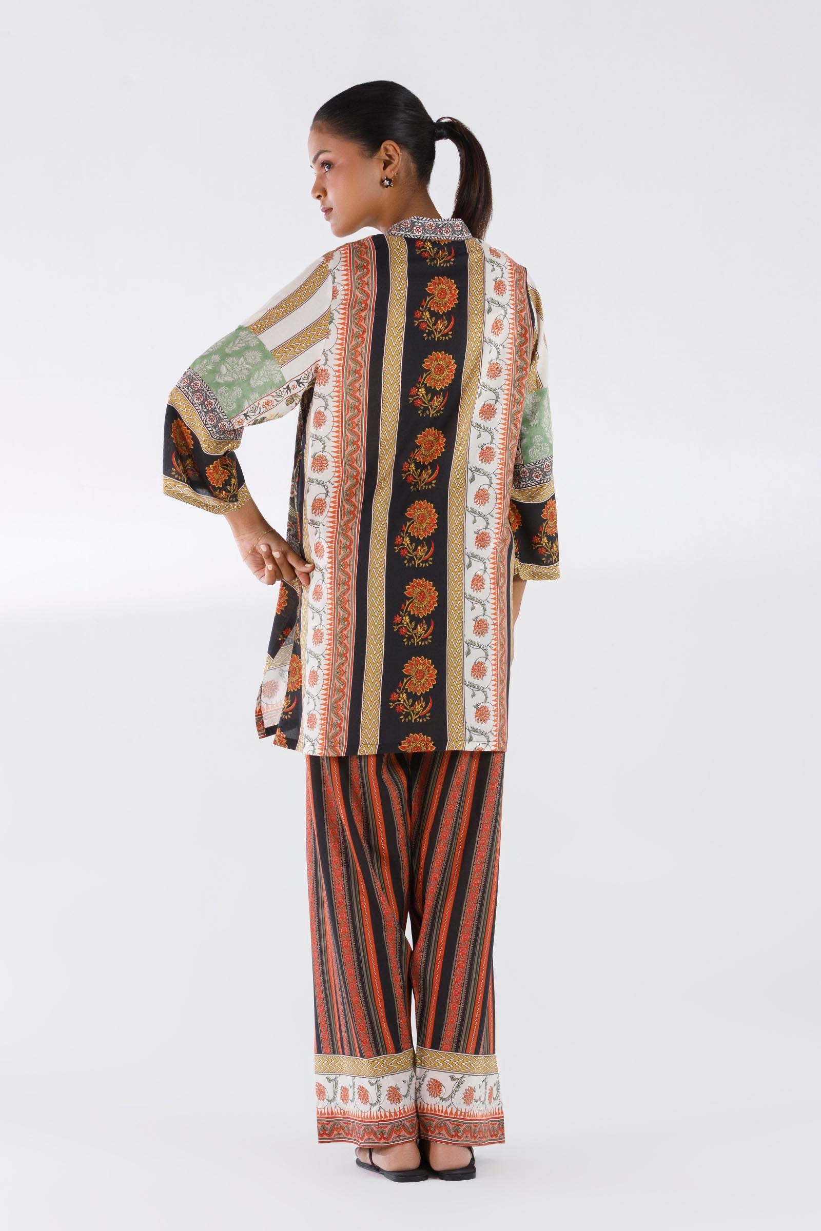 Stitched Printed Linen Shirt+ Shalwar