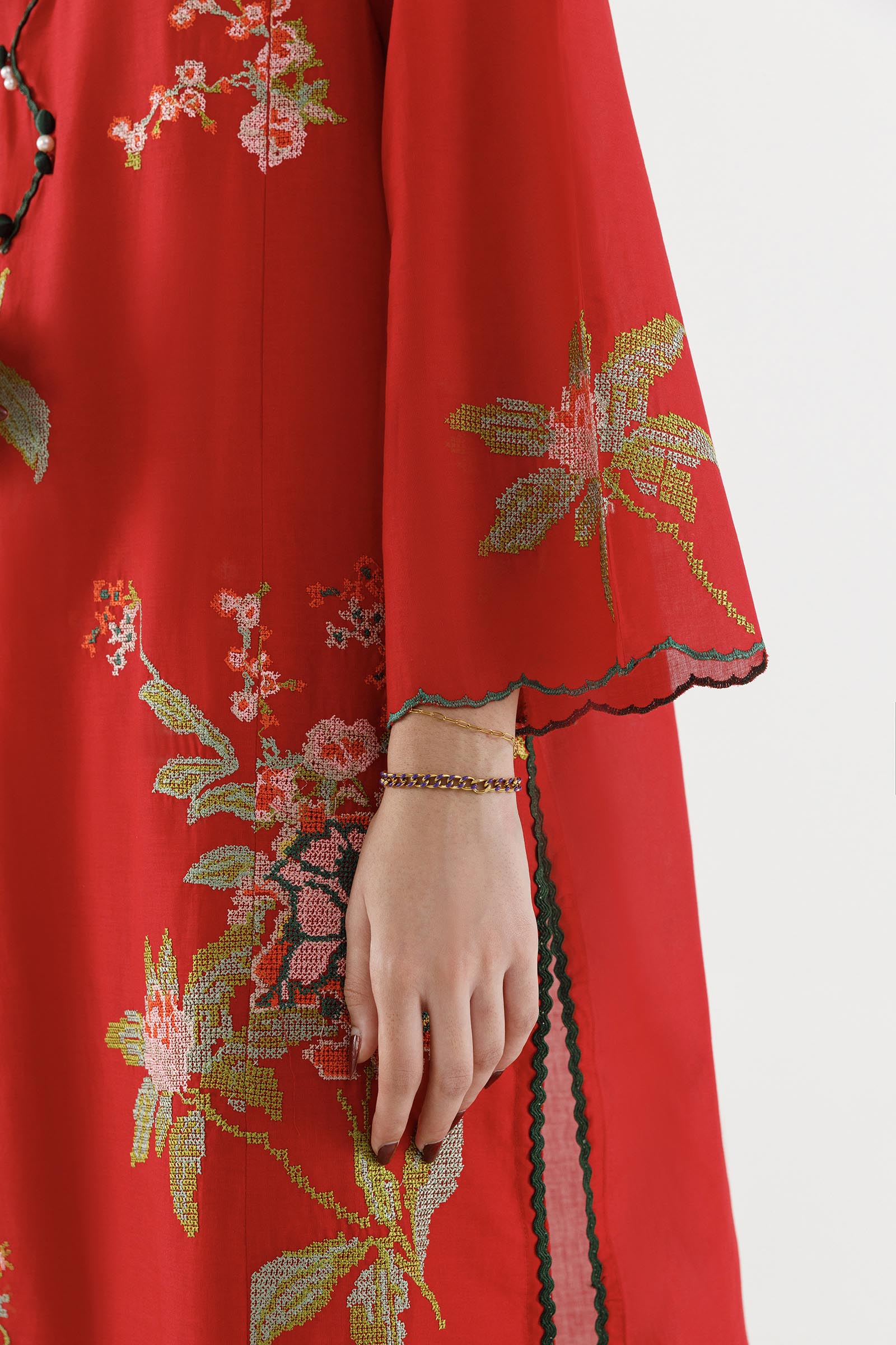 Stitched Embroidered Muzlin Suit