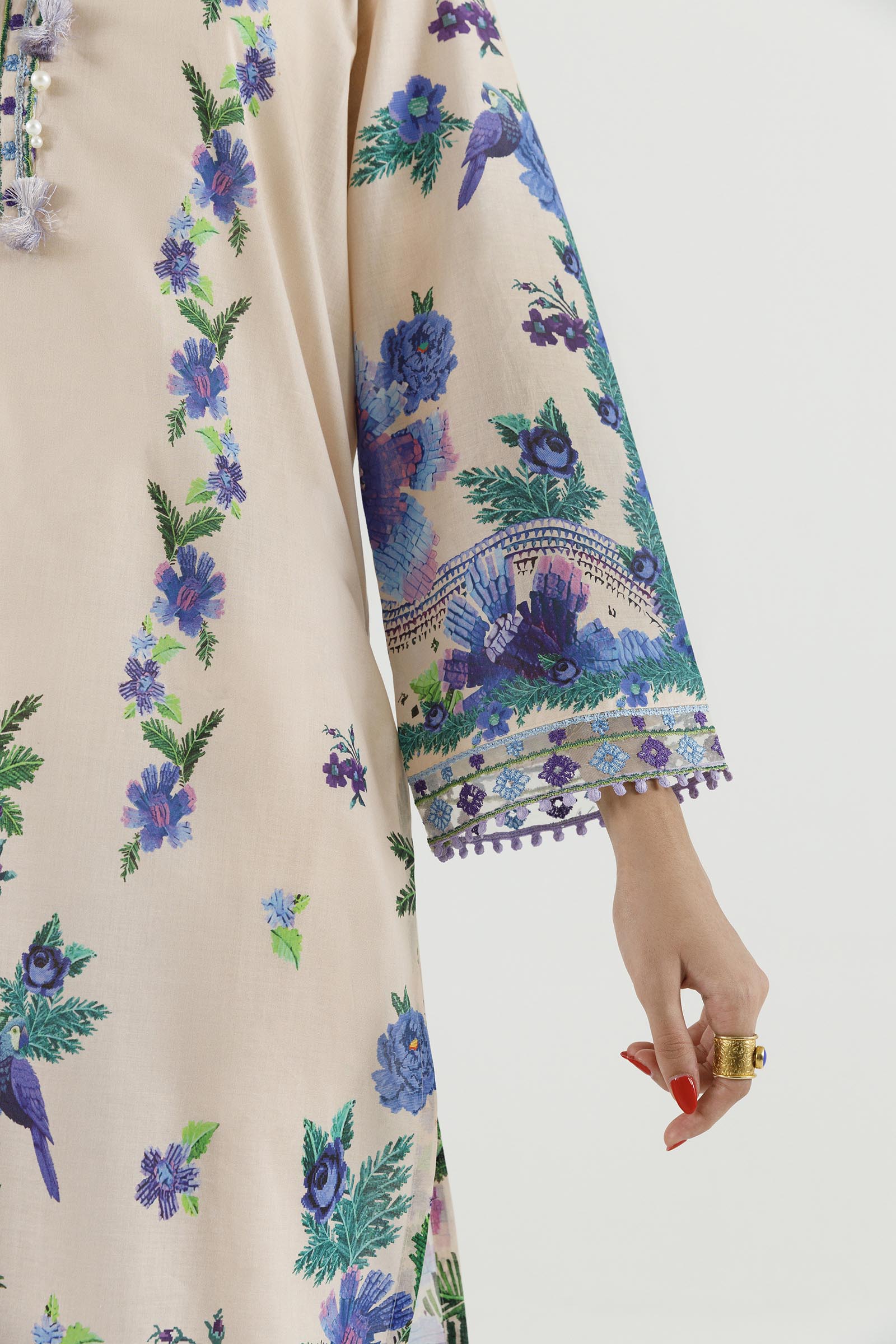 Stitched Embroidered Muzlin Suit