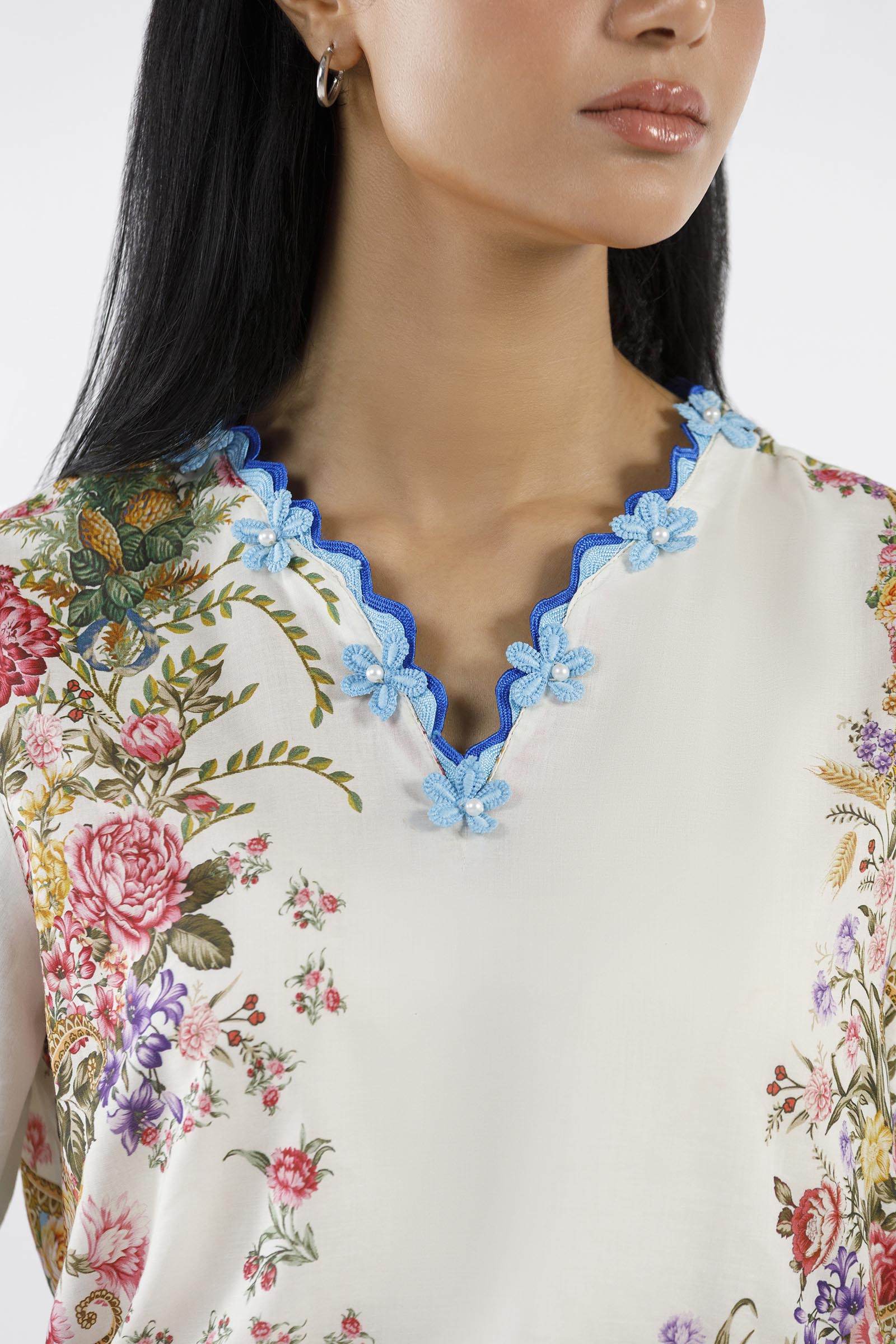 Stitched Embroidered Muzlin Suit