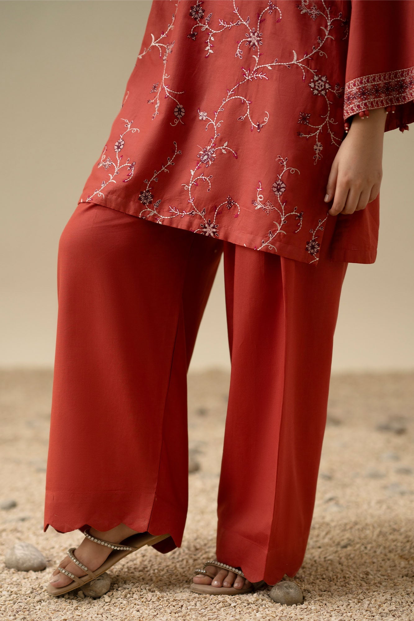 EMBER DUST-2PC (SHIRT & SHALWAR)