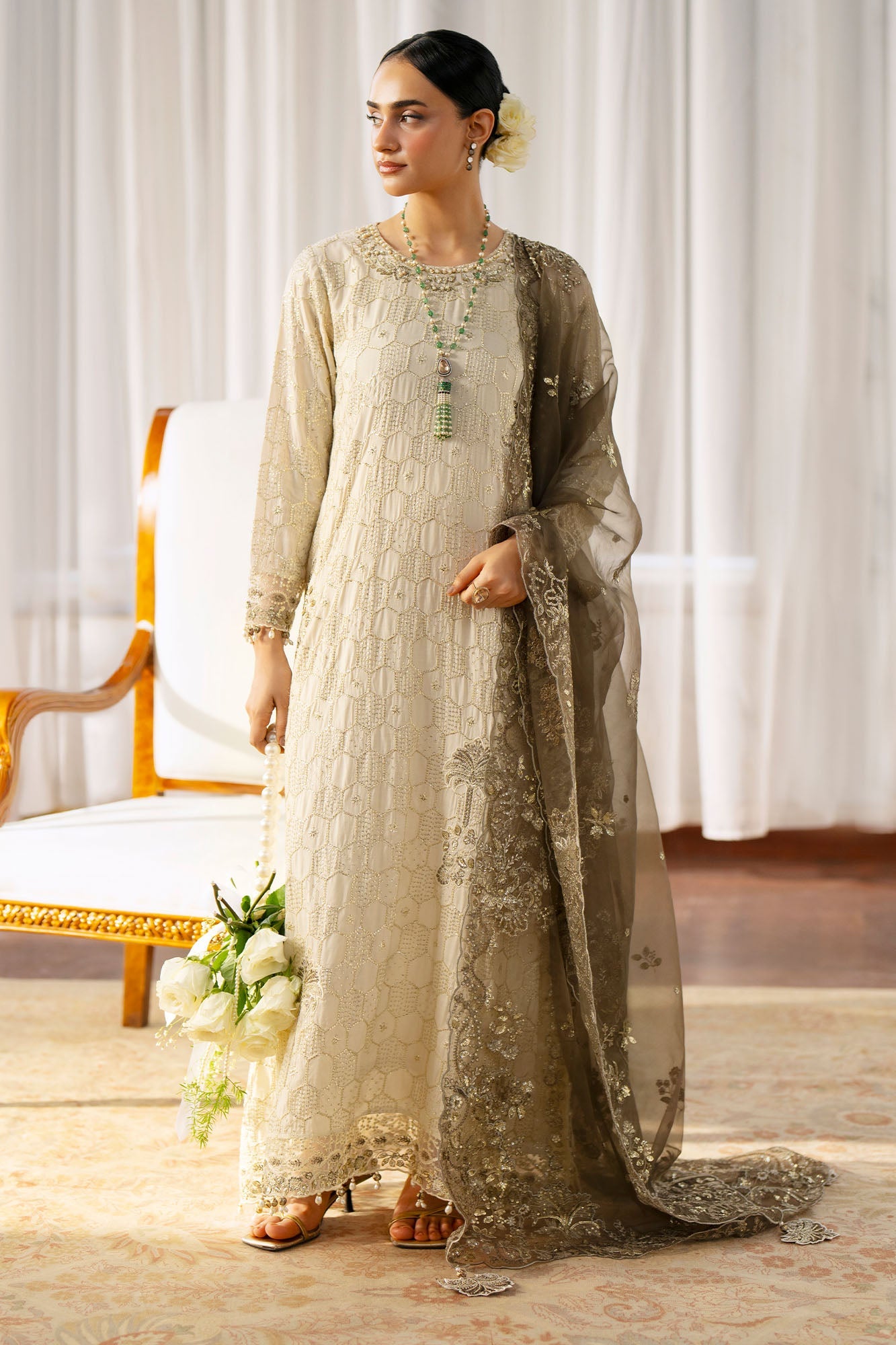 TROPICAL GLAM-3PC SILK EMBROIDERED PRET
