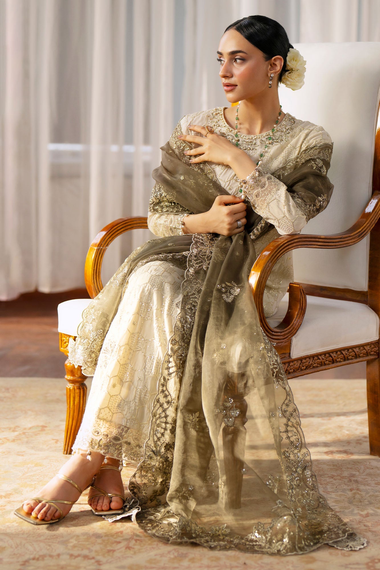 TROPICAL GLAM-3PC SILK EMBROIDERED PRET