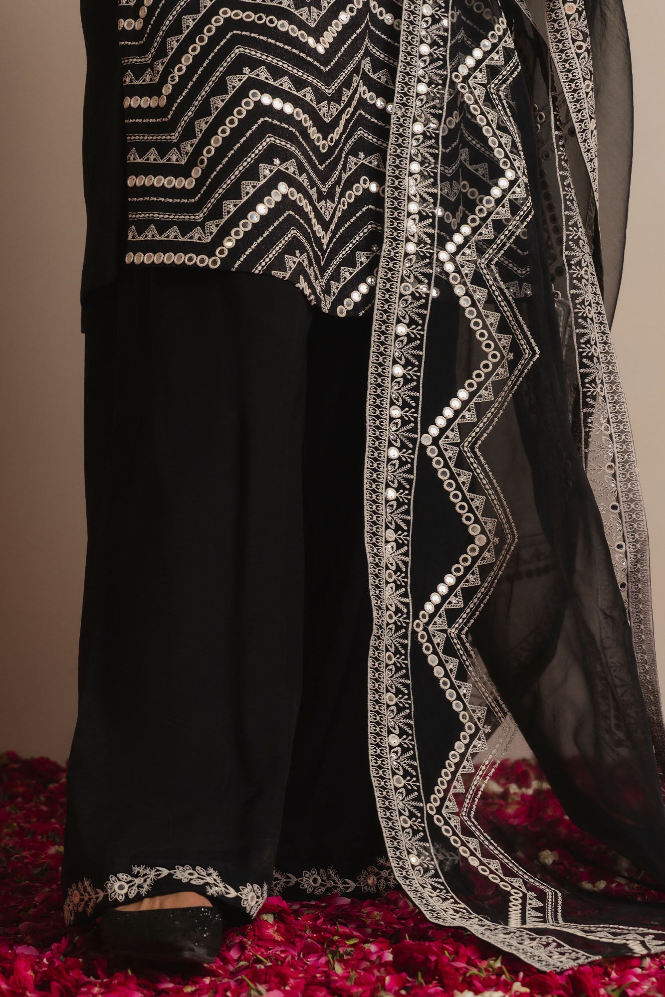 SHADOW STRIPES-3PC (SHIRT, SHALWAR & DUPATTA)