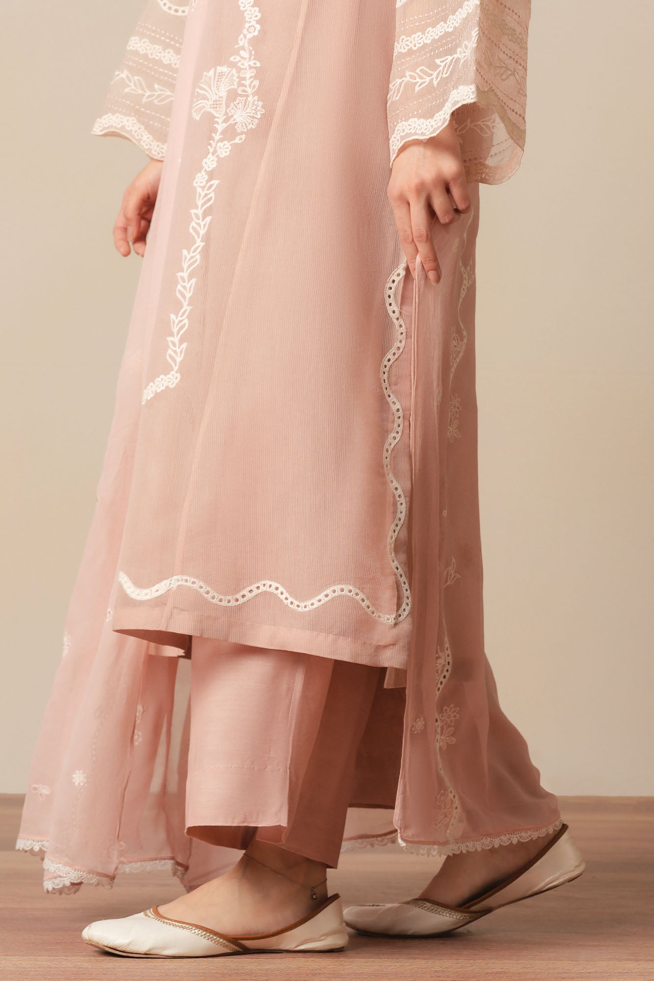 CREAM BLUSH -3PC (SHIRT, TROUSER & DUPATTA)