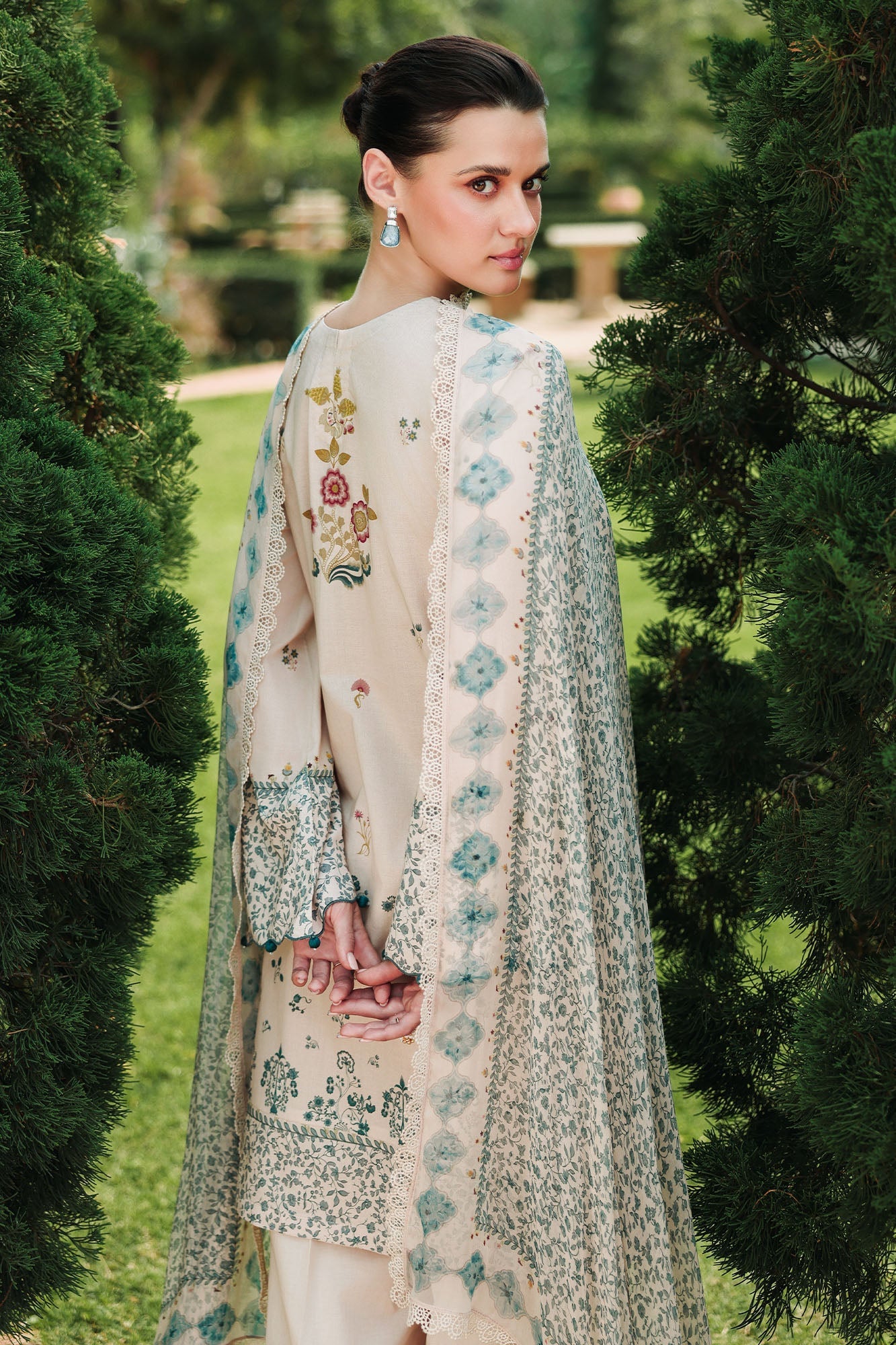 SUBTLE BEIGE-3PC (SHIRT, TROUSER & DUPATTA)