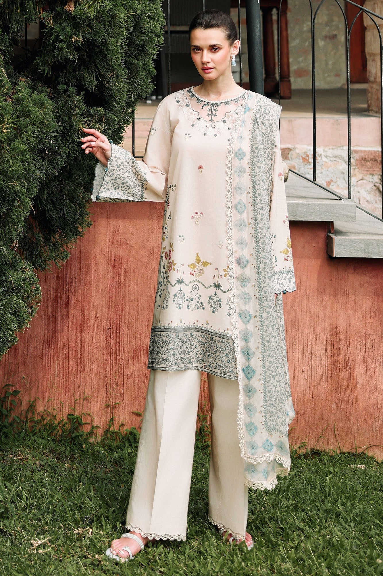 SUBTLE BEIGE-3PC (SHIRT, TROUSER & DUPATTA)