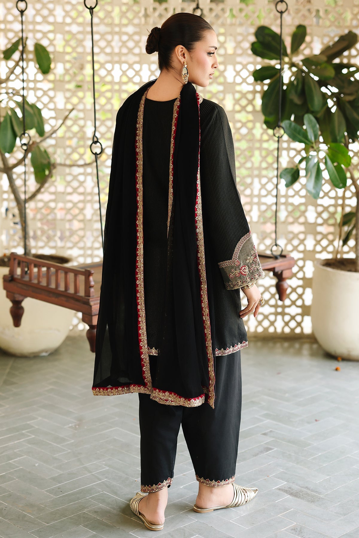 3-PC Embroidered Zarri Lawn  CMA-6-281