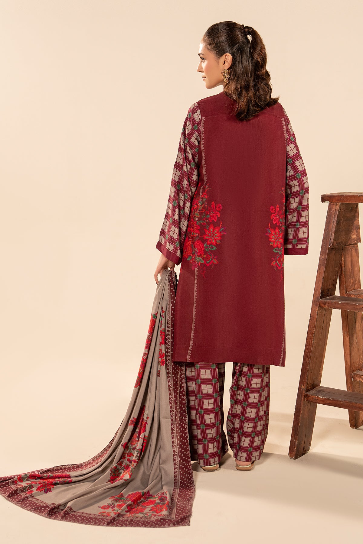 2-PC Embroidered  CPM-5-066A