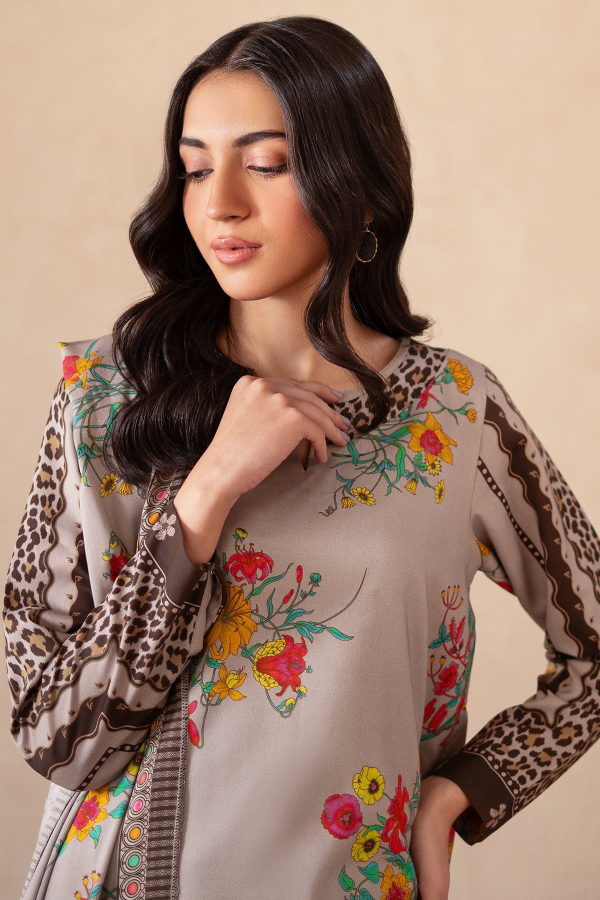 2-PC Embroidered  CPM-4-S46B