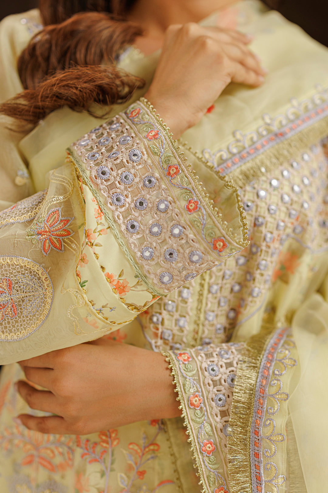 Embroidered Kurta Dupatta Trouser - 0770