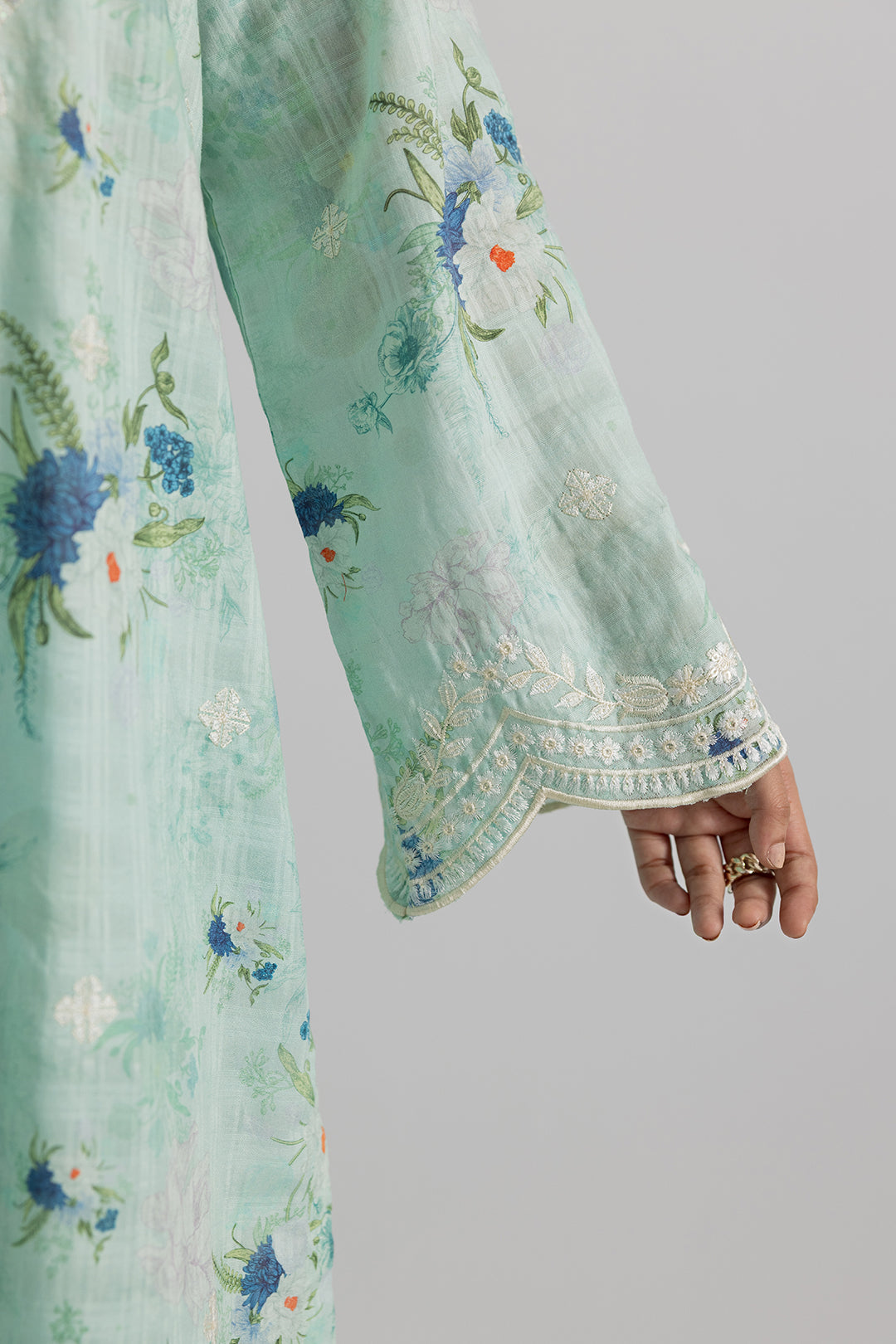 Embroidered Kurta Trouser - 2126