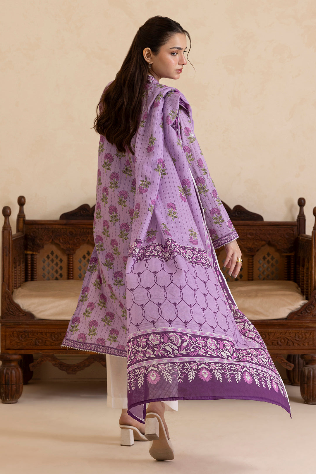 Embroidered Kurta Dupatta - 1671