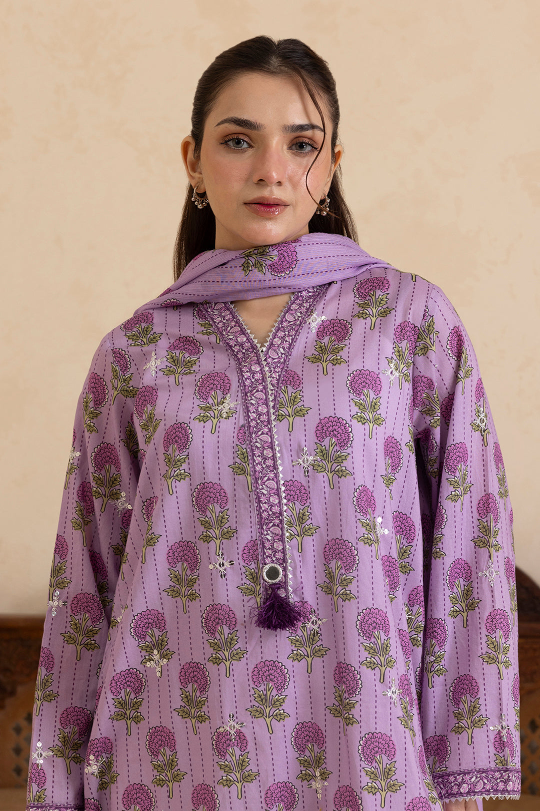 Embroidered Kurta Dupatta - 1671
