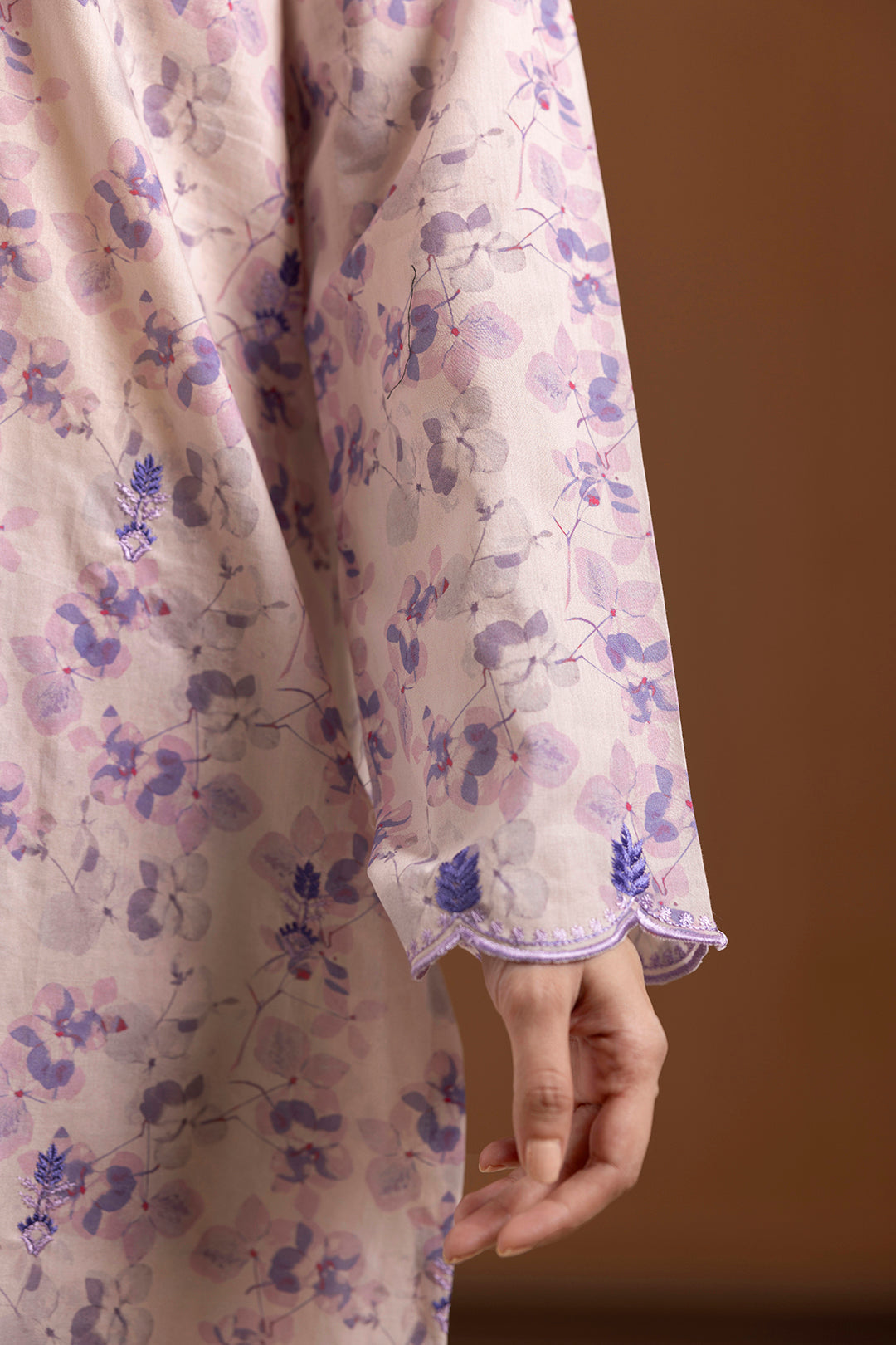 Embroidered Kurta Trouser - 1773