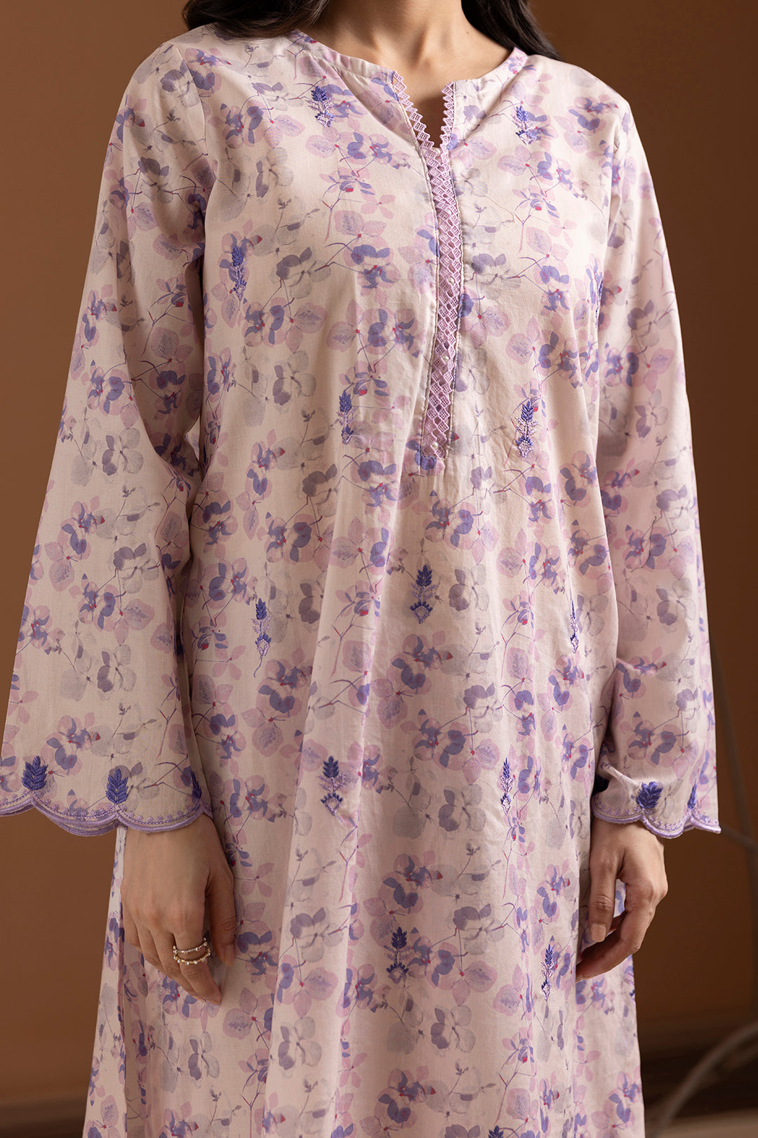 Embroidered Kurta Trouser - 1773