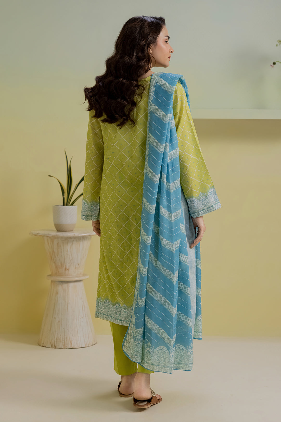 Kurta Dupatta Trouser - 2018