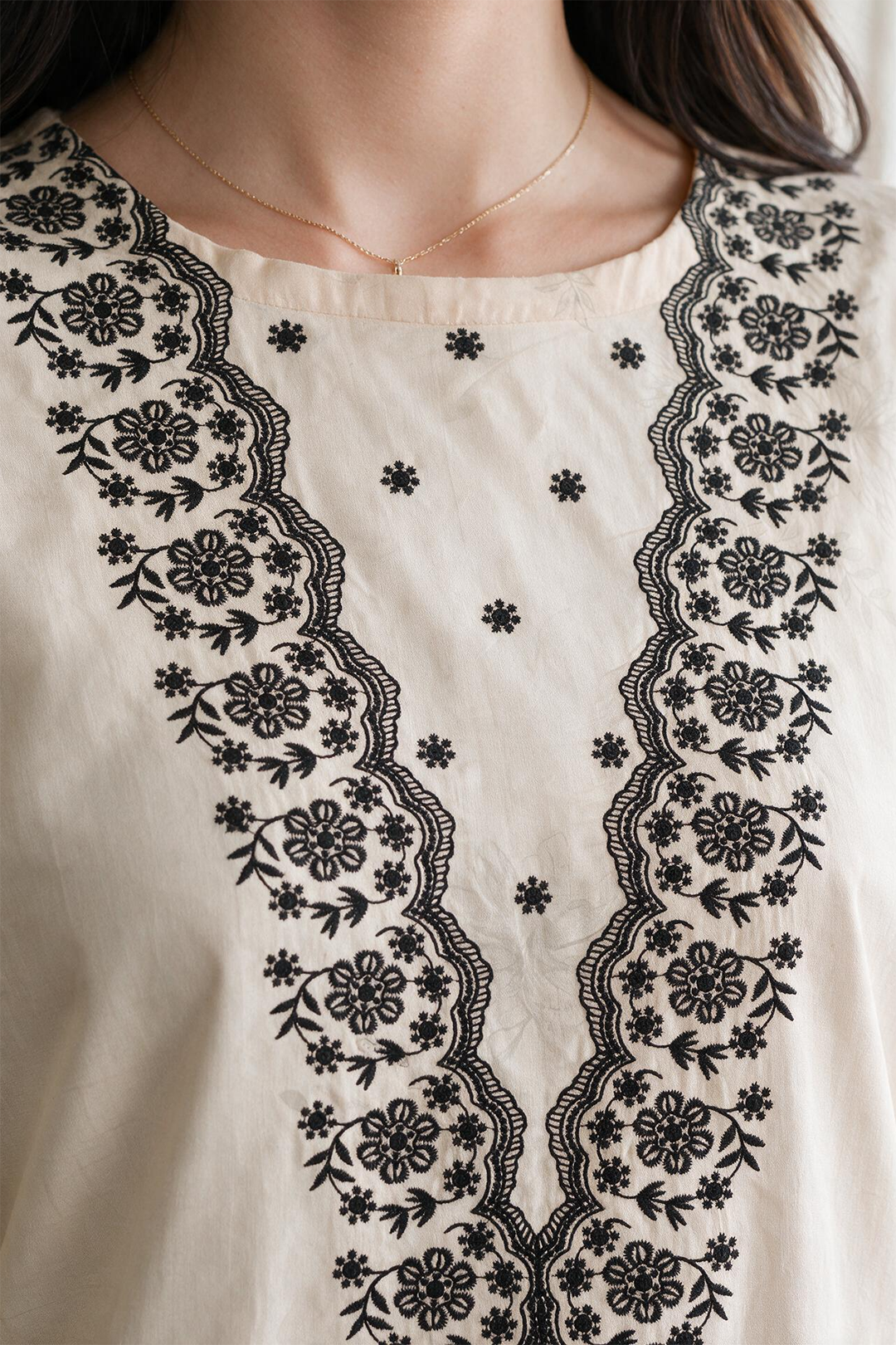 Embroidered Kurta - 2279