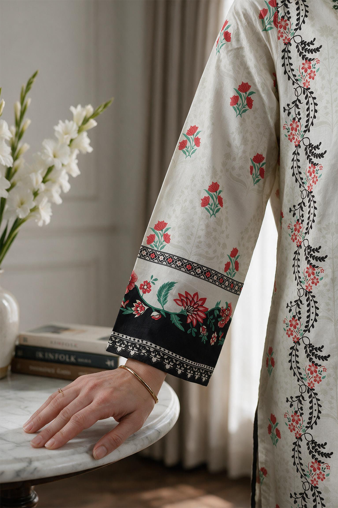 Embroidered Kurta - 2581