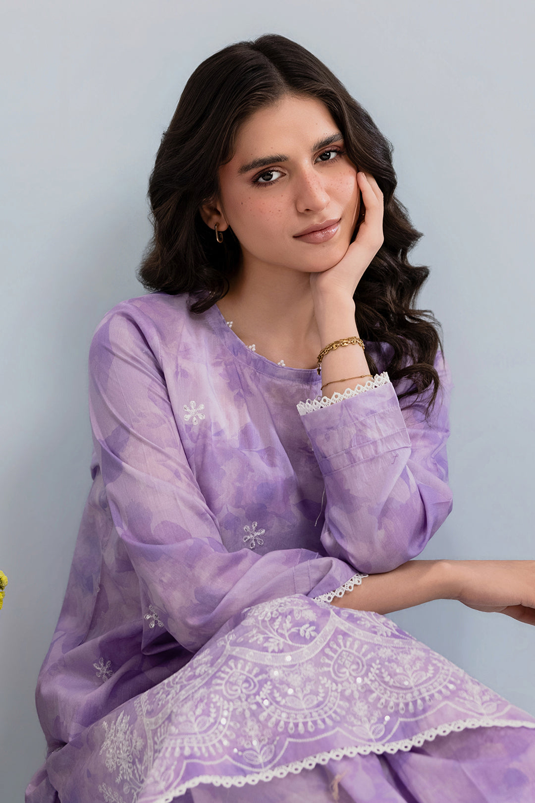 Embroidered Kurta Trouser - 2093