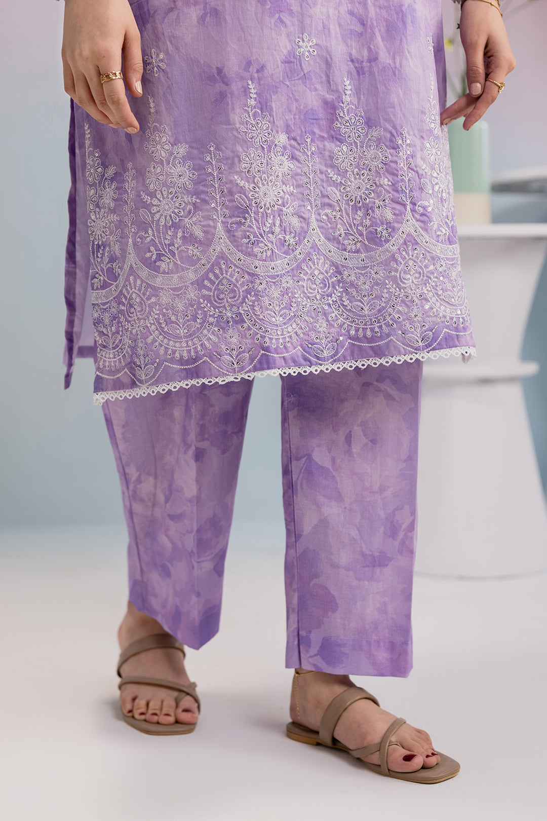 Embroidered Kurta Trouser - 2093