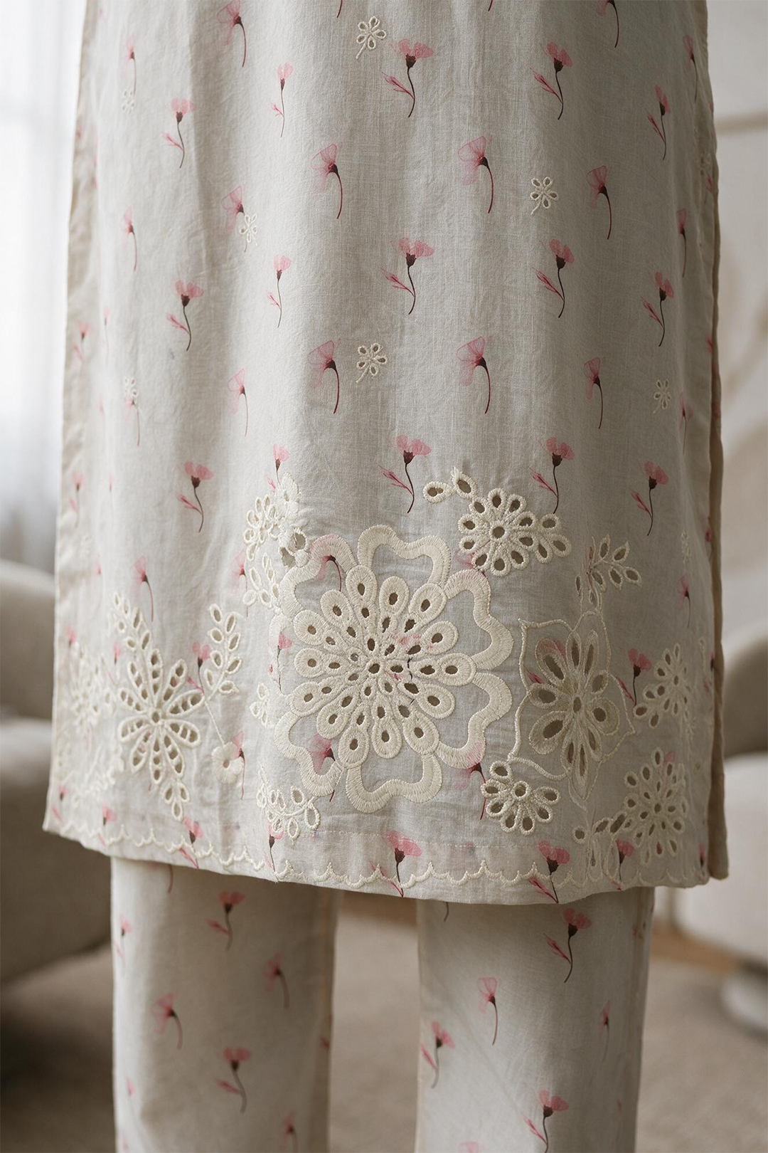 Embroidered Kurta Trouser - 3703