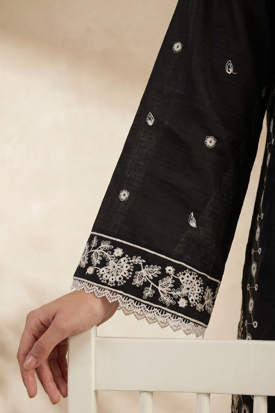 Embroidered Kurta Dupatta Trouser - 3716