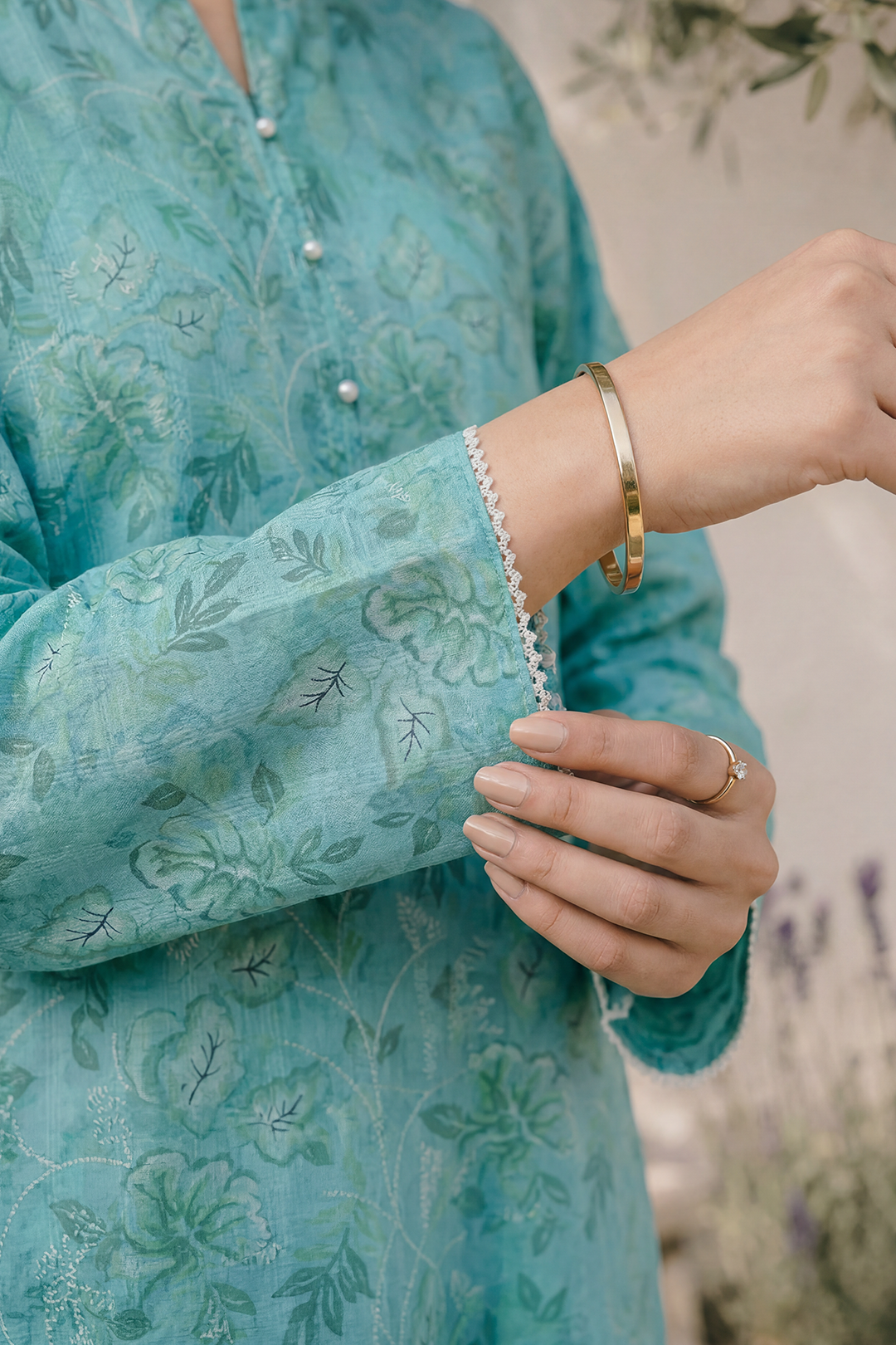 Embroidered Kurta Trouser - 2094