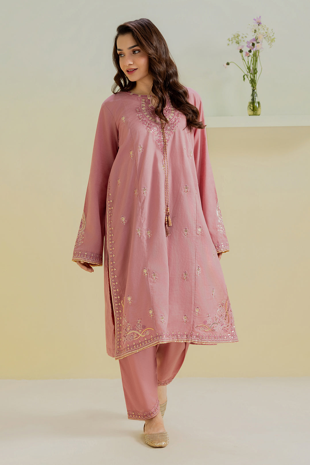 Embroidered Kurta Trouser - 2552