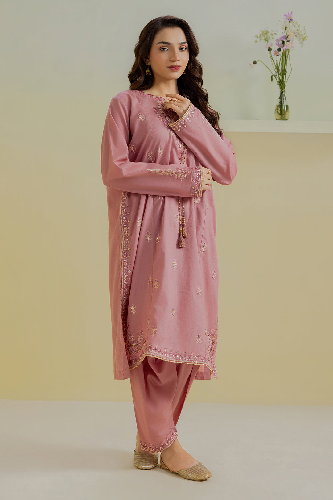 Embroidered Kurta Trouser - 2552