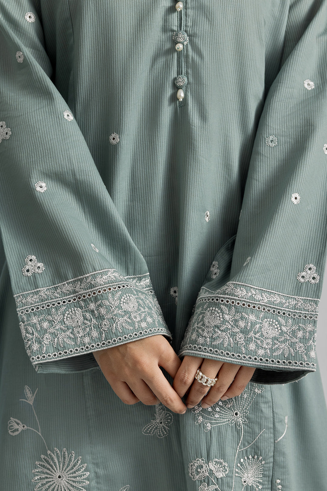 Embroidered Kurta Trouser - 2575