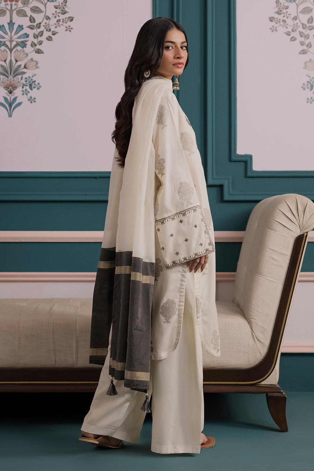 Embroidered Kurta Dupatta Trouser - 2533
