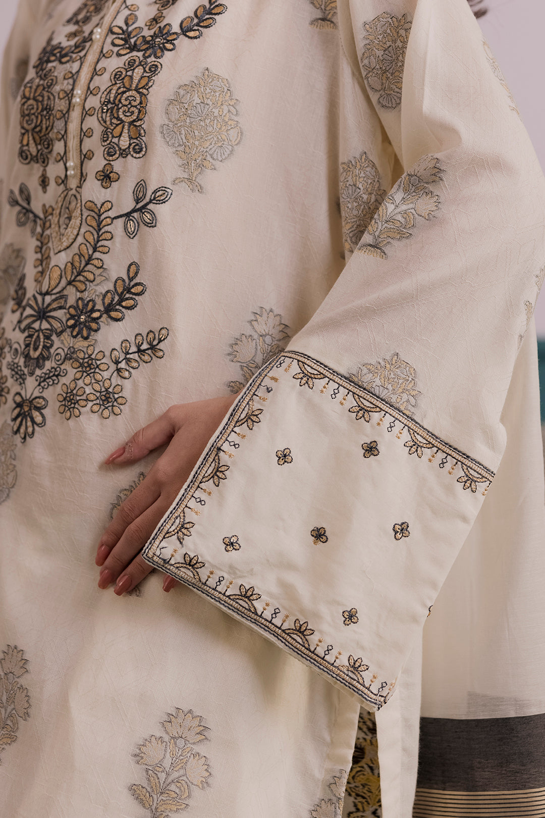 Embroidered Kurta Dupatta Trouser - 2533