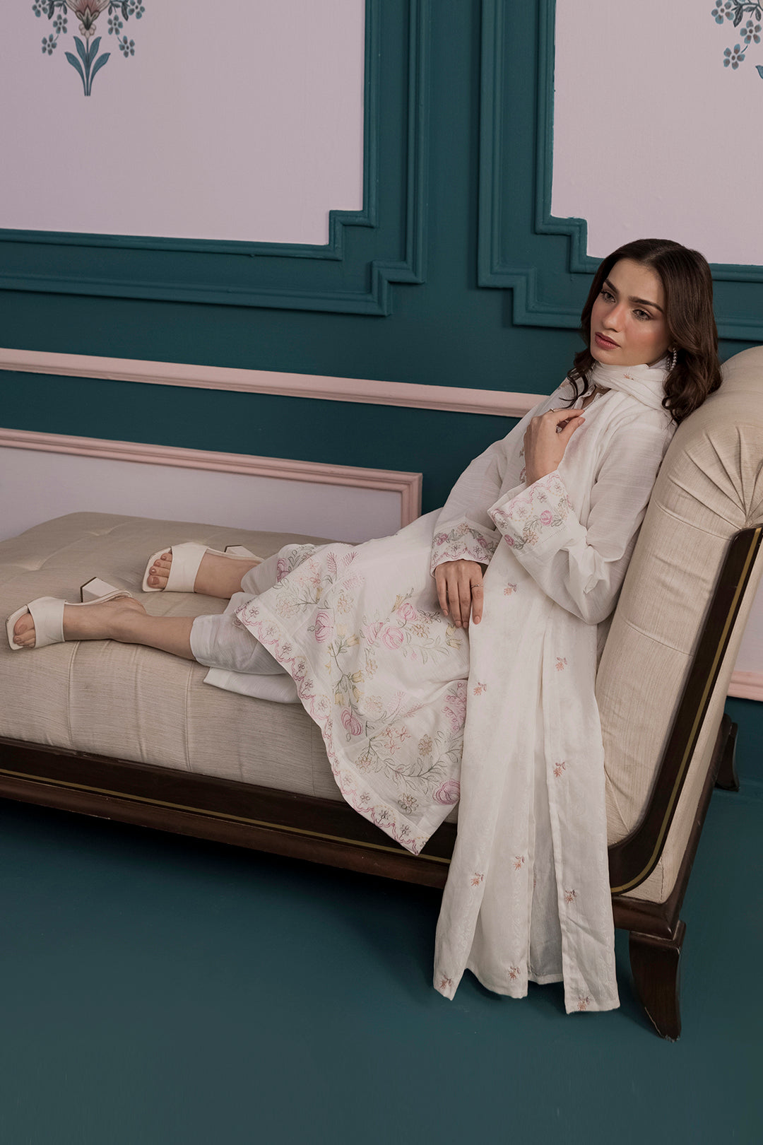 Embroidered Kurta Shawl Trouser - 2555